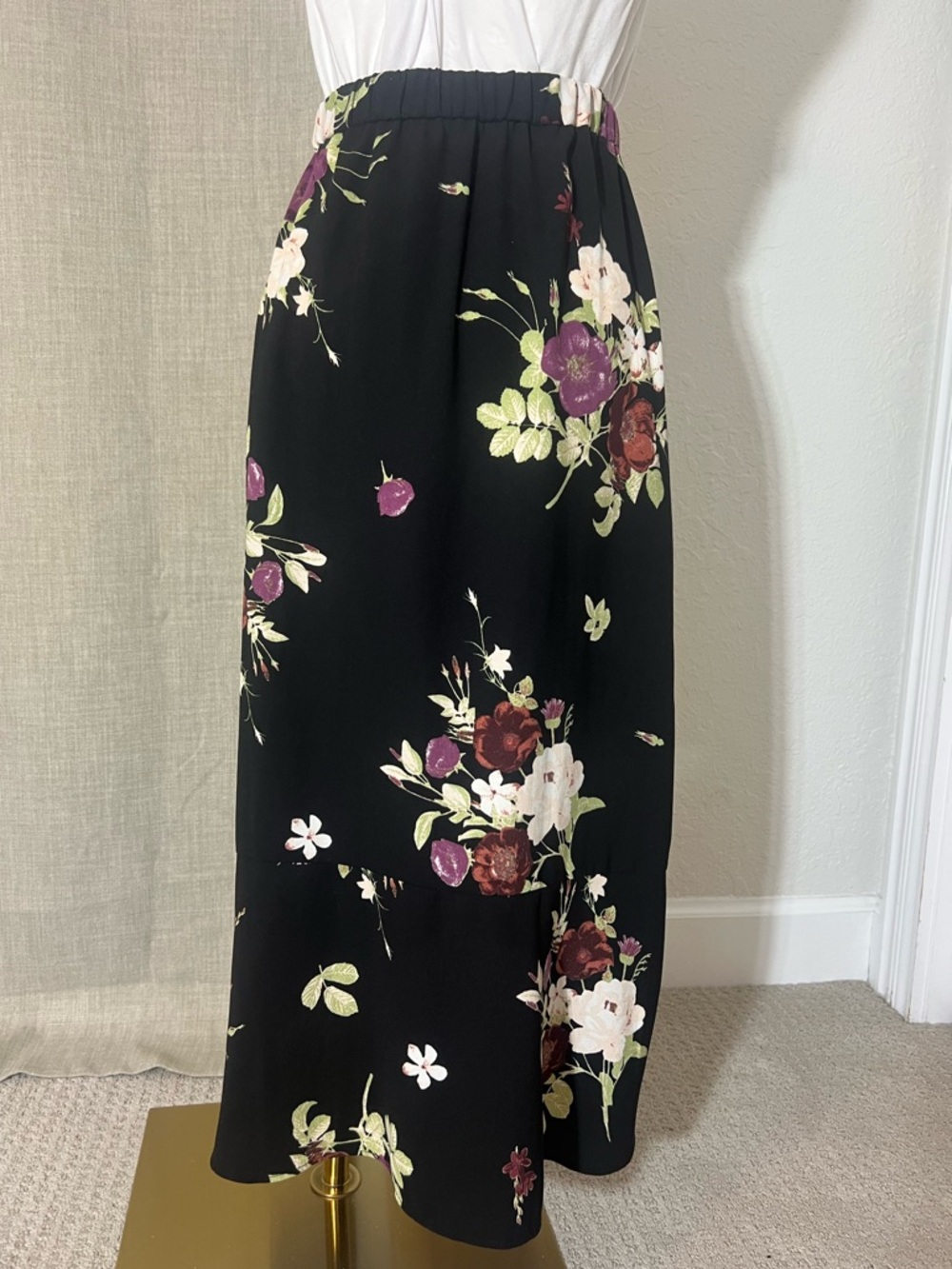 Leith Black Floral Wrap Skirt Midi Ruffle Hem Boho Romantic Women’s Size M - Picture 4 of 6